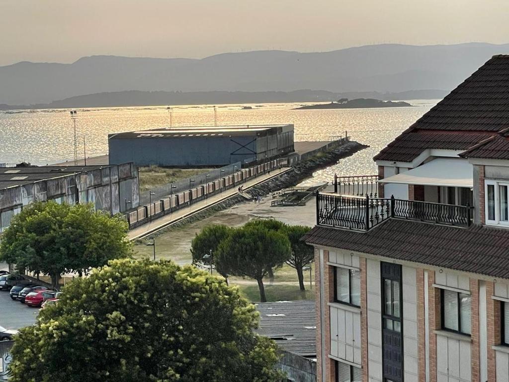 Apartamentos Mar De La Concha Вилагарсия де Ароуса Екстериор снимка